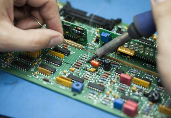Understanding Desoldering Braid: Essential Components for Electronics